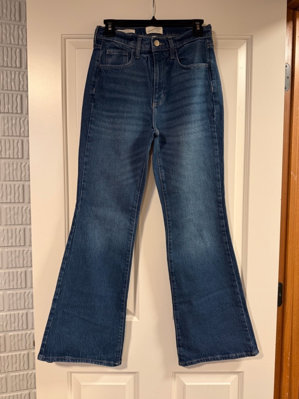 Universal Thread High Rise Flare Jeans Size 4S